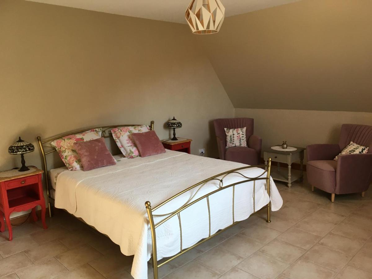 Chez Bernadette Et Victor Bed & Breakfast Vitrac  Luaran gambar